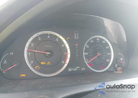 2010 Honda Accord 2.4 Lx из США, поврежденный, VIN 1HGCP2F33AA086844